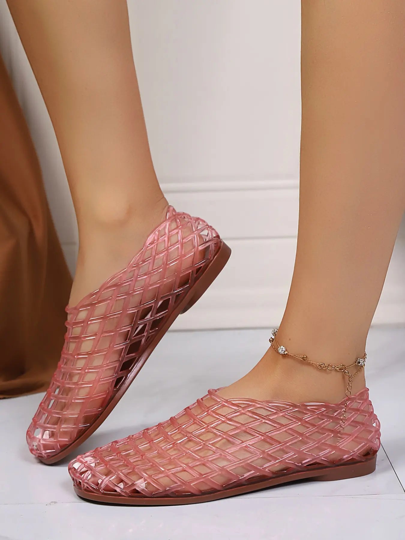 Women's Summer Fashion Mesh Jelly Sandals, European Style Hollow Out Flat Footwear for Beach Vacations